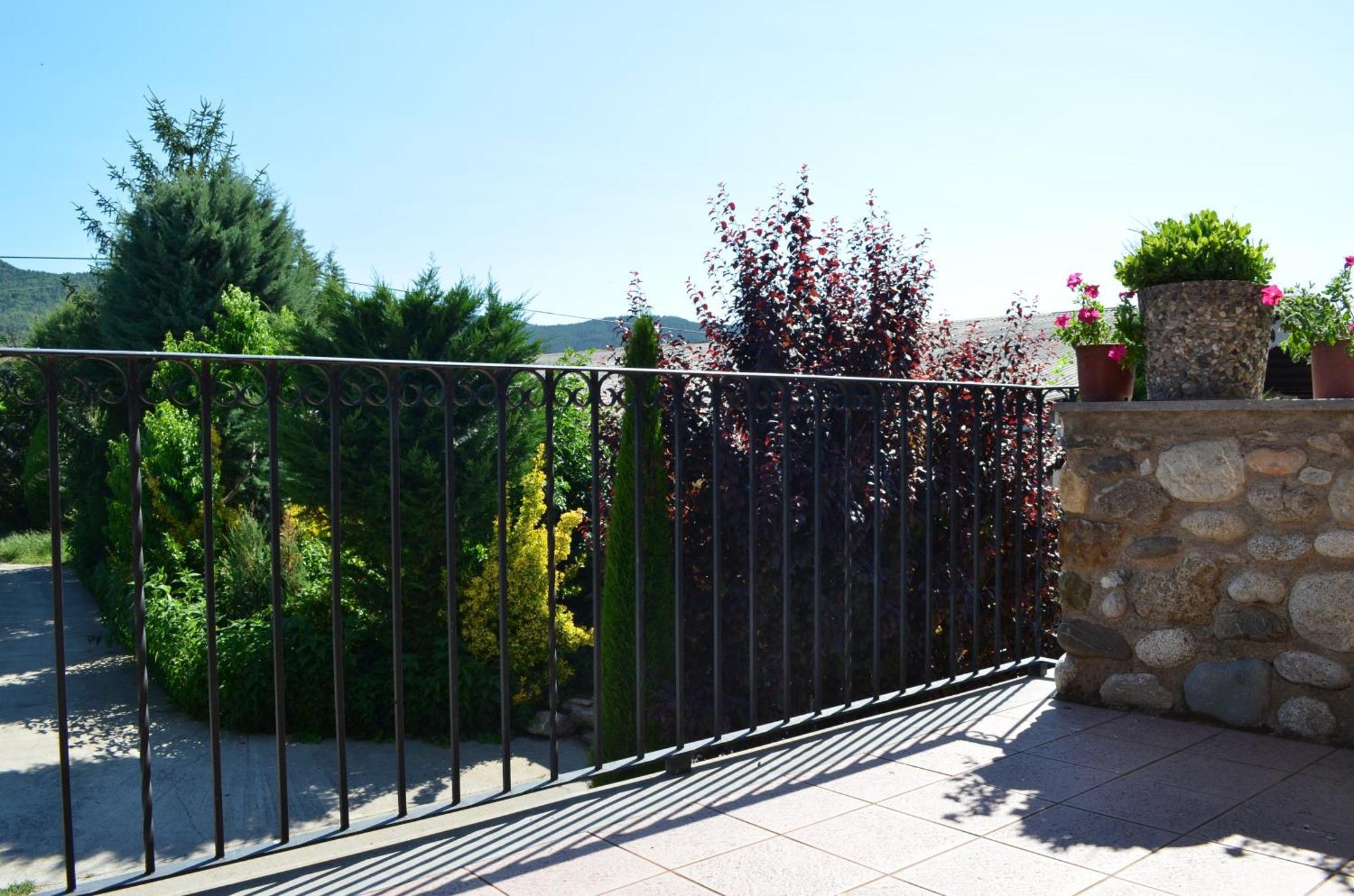 Casa Rural La Vall Del Cadi ลาเซวดูร์เชย์ ภายนอก รูปภาพ