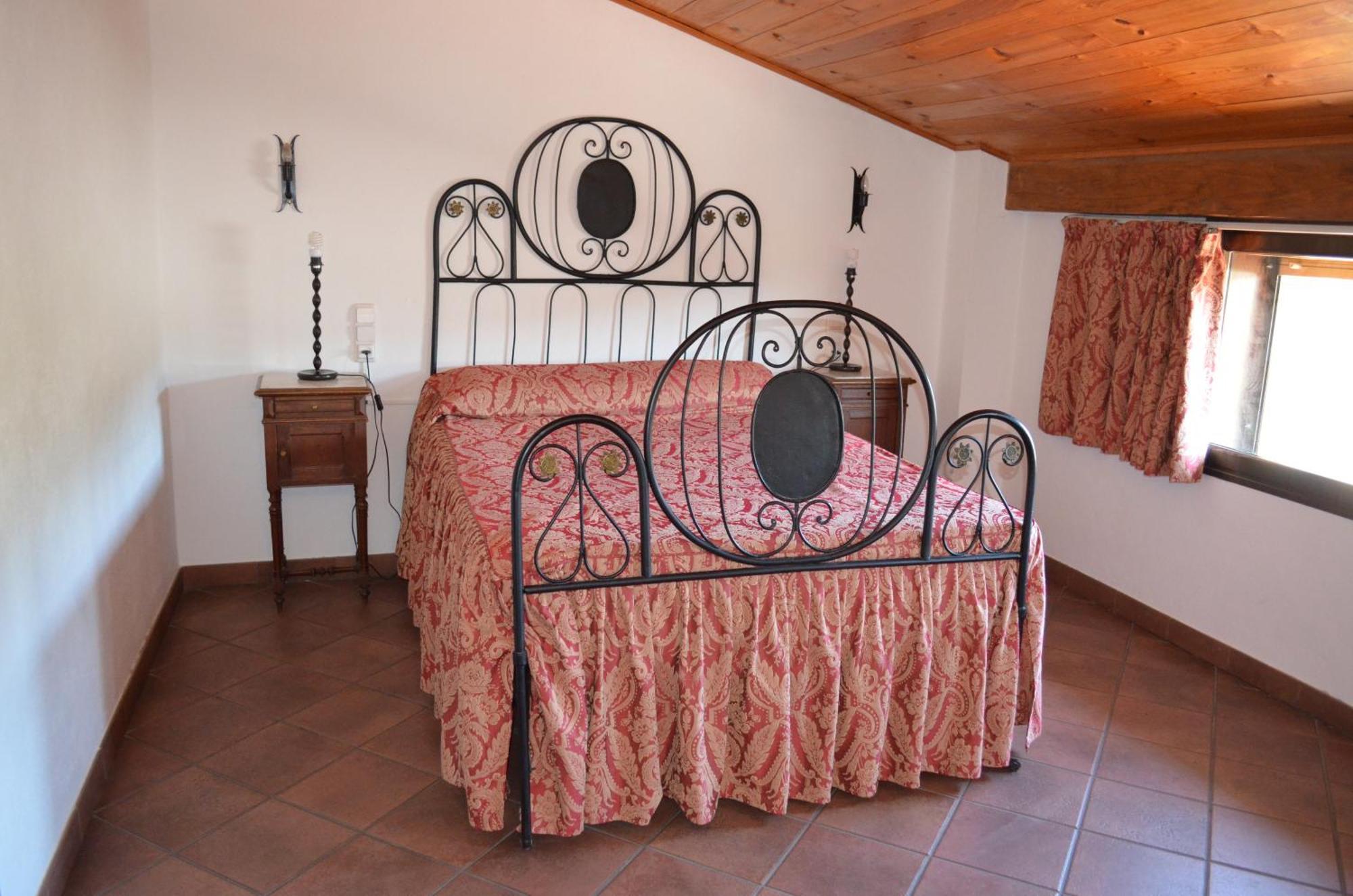 Casa Rural La Vall Del Cadi ลาเซวดูร์เชย์ ภายนอก รูปภาพ