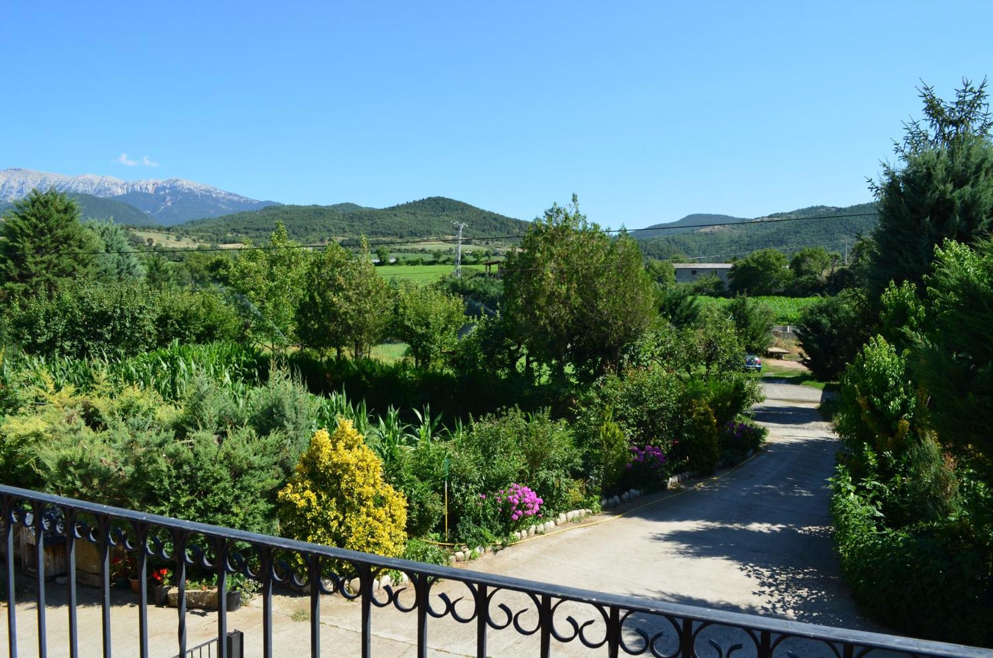 Casa Rural La Vall Del Cadi ลาเซวดูร์เชย์ ภายนอก รูปภาพ