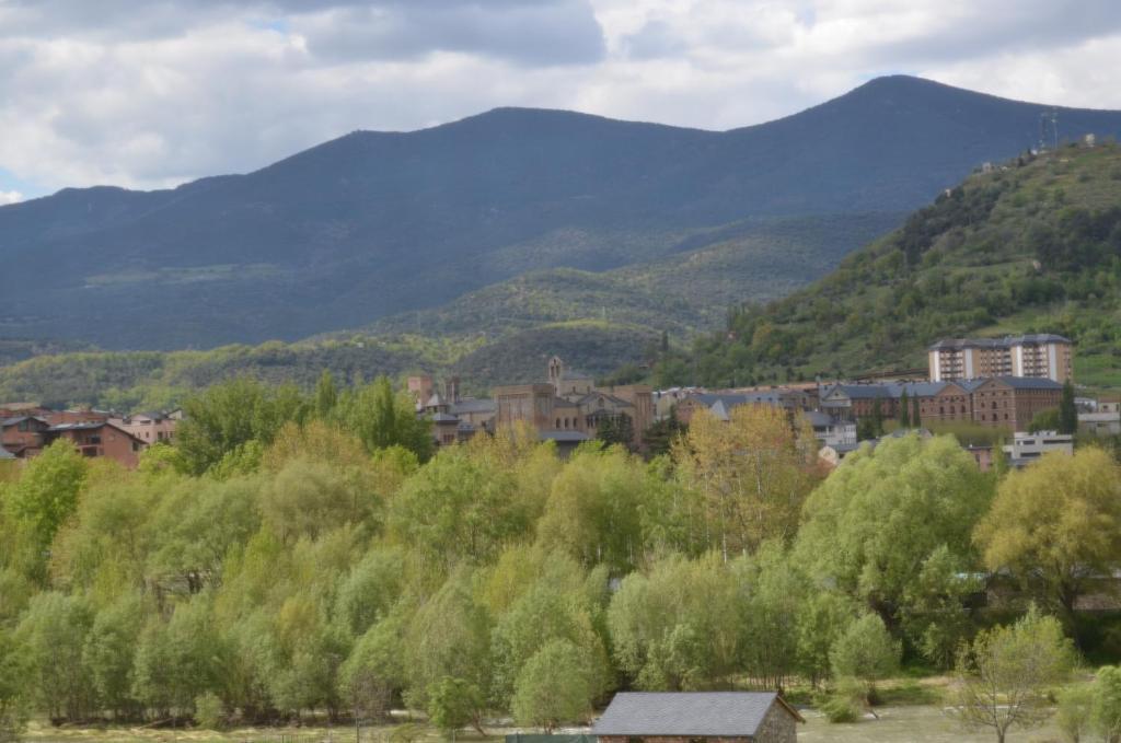 Casa Rural La Vall Del Cadi ลาเซวดูร์เชย์ ห้อง รูปภาพ